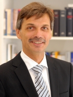 Prof. Dr. Jörg Becker